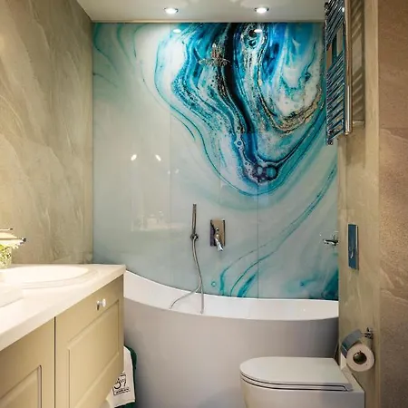 Gallery 37 Powered By Aston Φιλιππούπολη