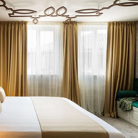 Gallery 37 Powered By Aston Φιλιππούπολη