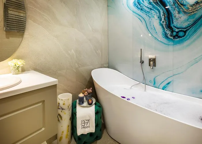 Gallery 37 Powered By Aston 5* 普罗夫迪夫