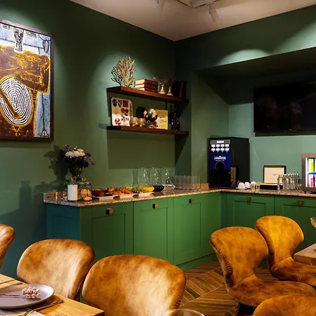 Art Boutique Gallery 37 - Superb Location In The Old Town 5*