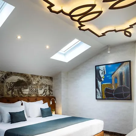 Хотел Art Boutique Hotel Gallery 37 Plovdiv - Superb Location In The Old Town
