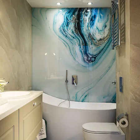 Хотел Art Boutique Hotel Gallery 37 Plovdiv - Superb Location In The Old Town 5*