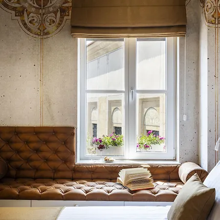 Gallery 37 Powered By Aston Hotel Plovdiv