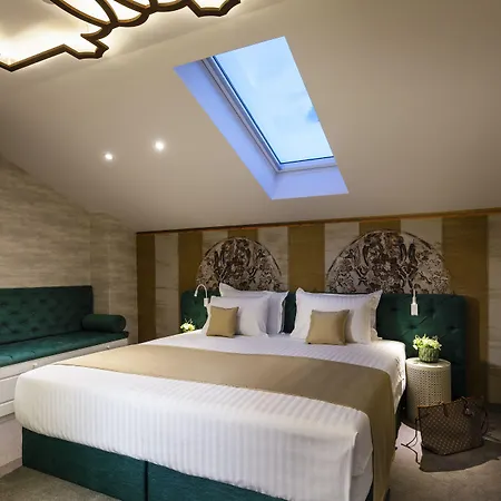 Hotel Gallery 37 Powered By Aston 5*