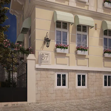 Art Boutique Hotel Gallery 37 Plovdiv - Superb Location In The Old Town فندق بلوفديف
